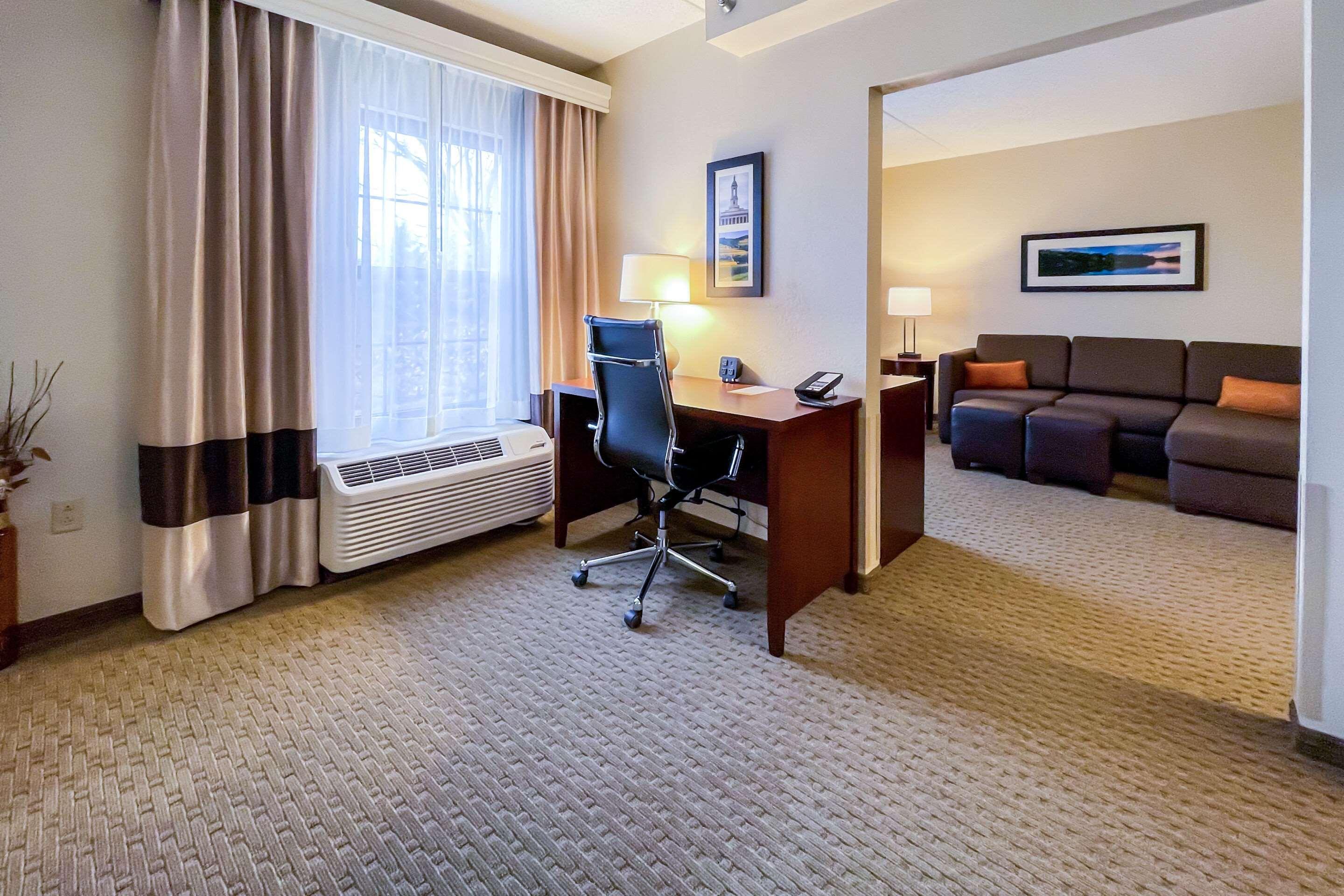 Comfort Suites Near Penn State - State College, Pa Екстер'єр фото