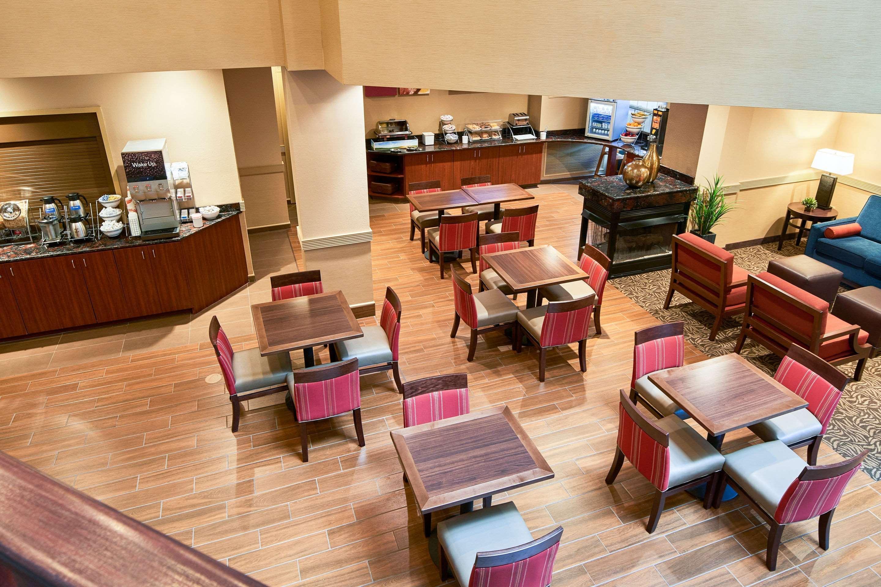 Comfort Suites Near Penn State - State College, Pa Екстер'єр фото