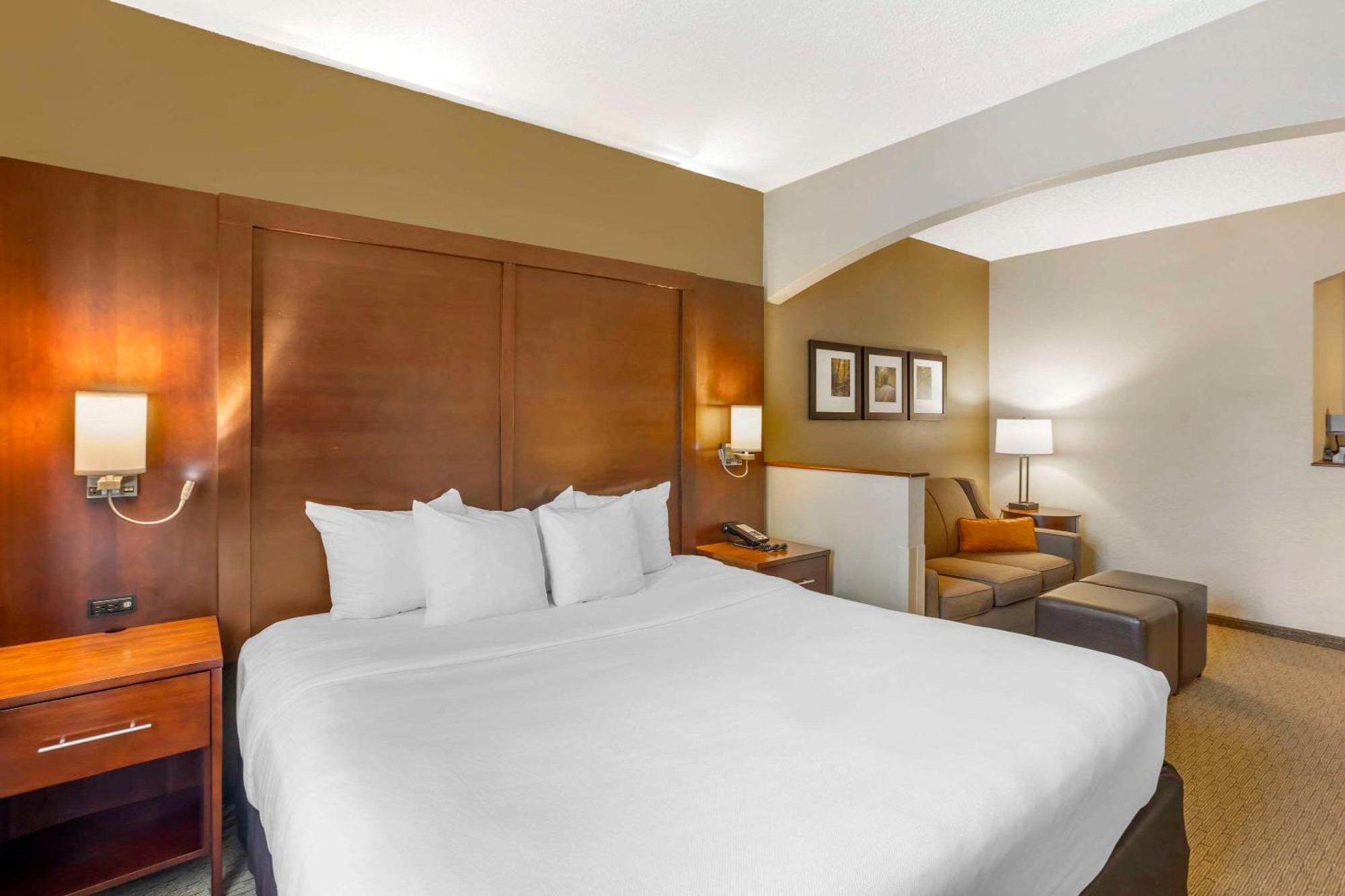 Comfort Suites Near Penn State - State College, Pa Екстер'єр фото